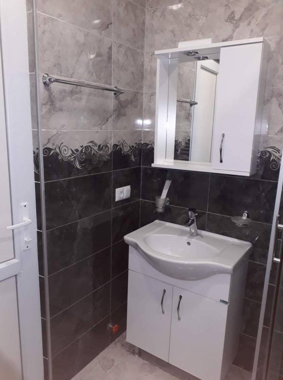 Apartament Mariamis Hous *